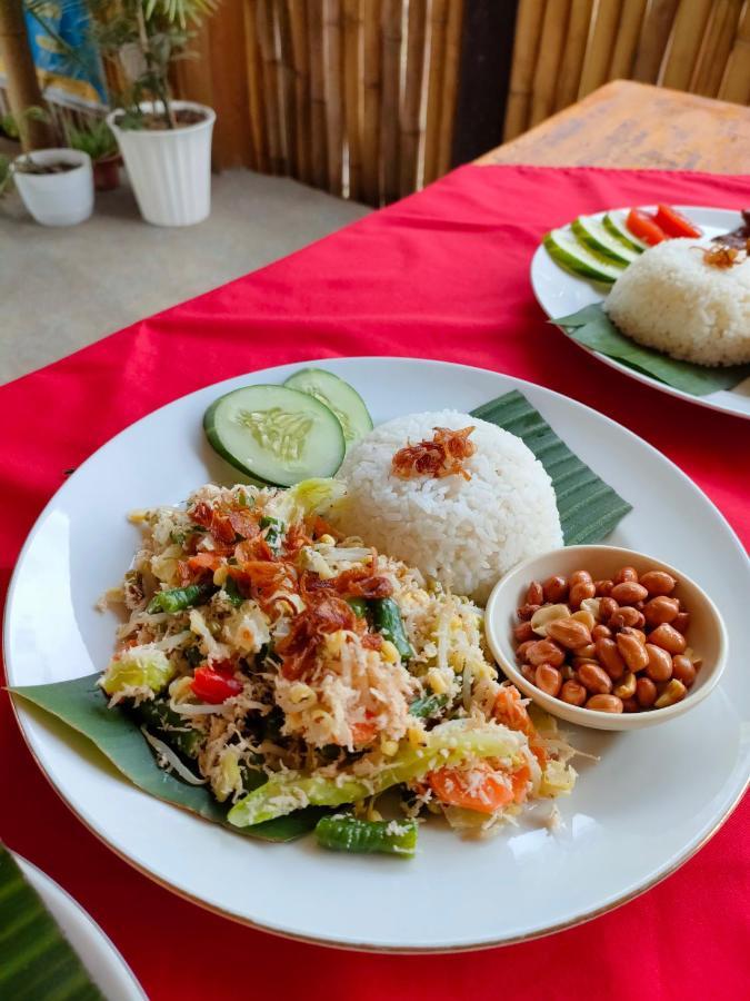 Pineapple Guest House Gili Air Room photo